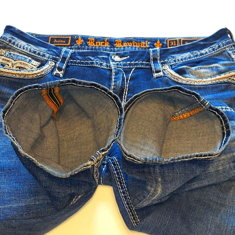 Rock Revival Jelina Easy Boot Distressed Jeans - Picture 4 of 6